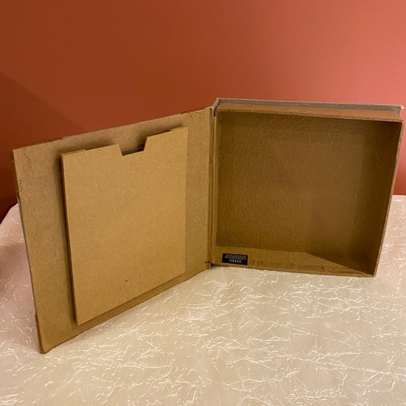 Umbra Juliet Photo Box - Picture 3 of 8